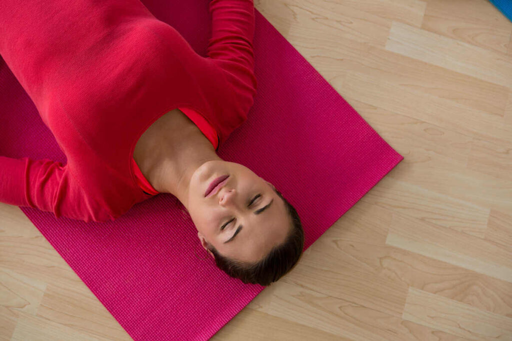 Evde Yoga Nasıl Yapılır?